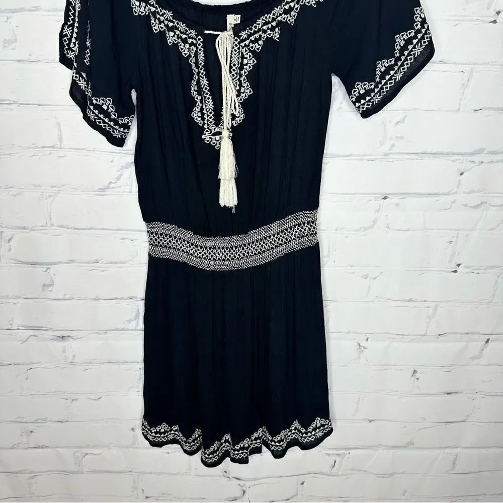 ‎Solomio small black dress